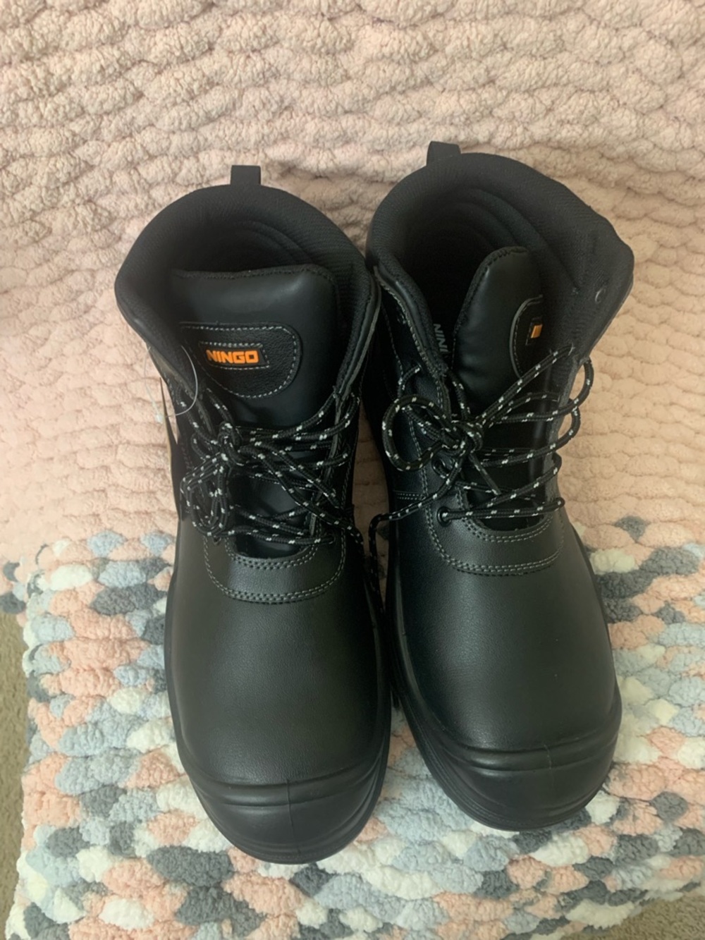 Men's Black Athletic Work Shoes - Lace-Up Safety Sneakers with Steel toe